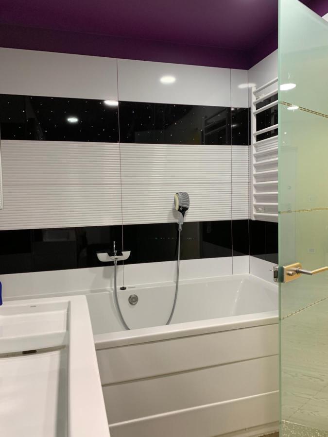 Bingo Apartment โอมิช ภายนอก รูปภาพ